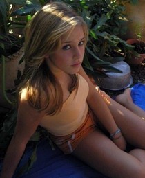 Alyson Michalka Hot